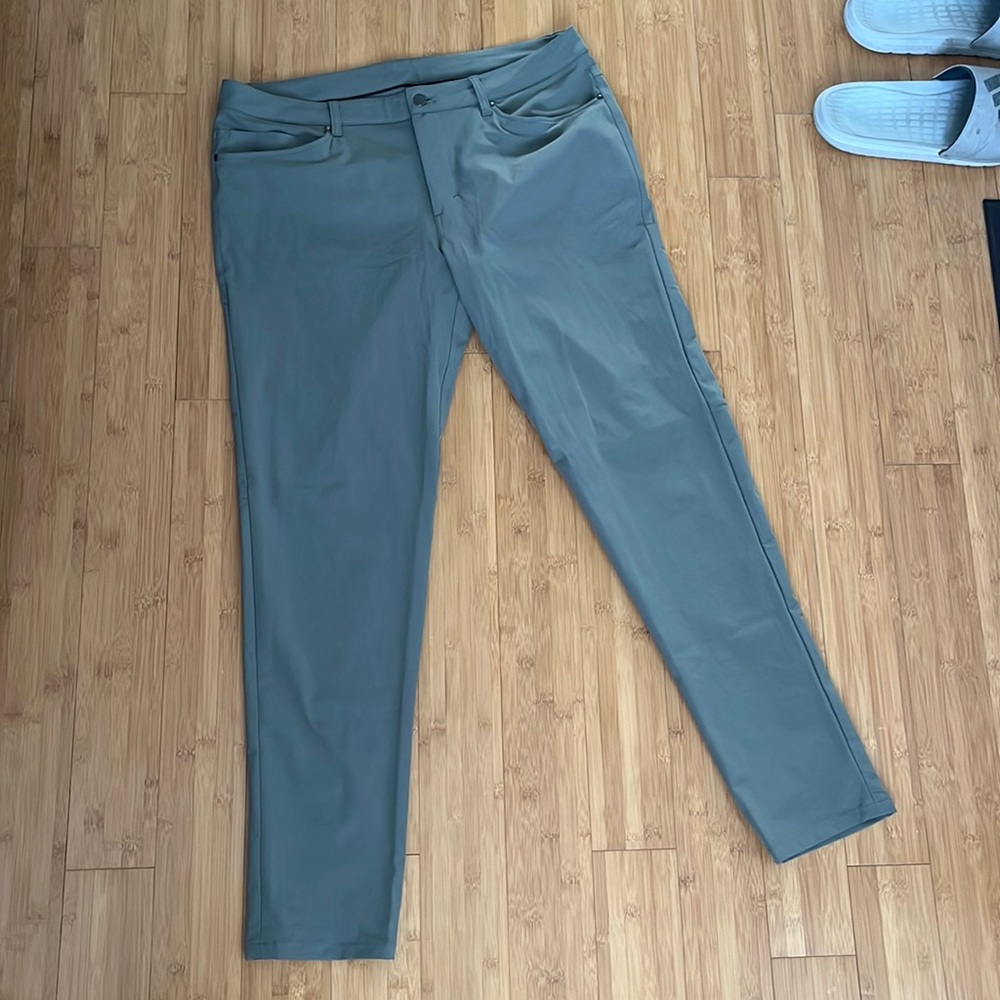 Lululemon ABC slim fit pant